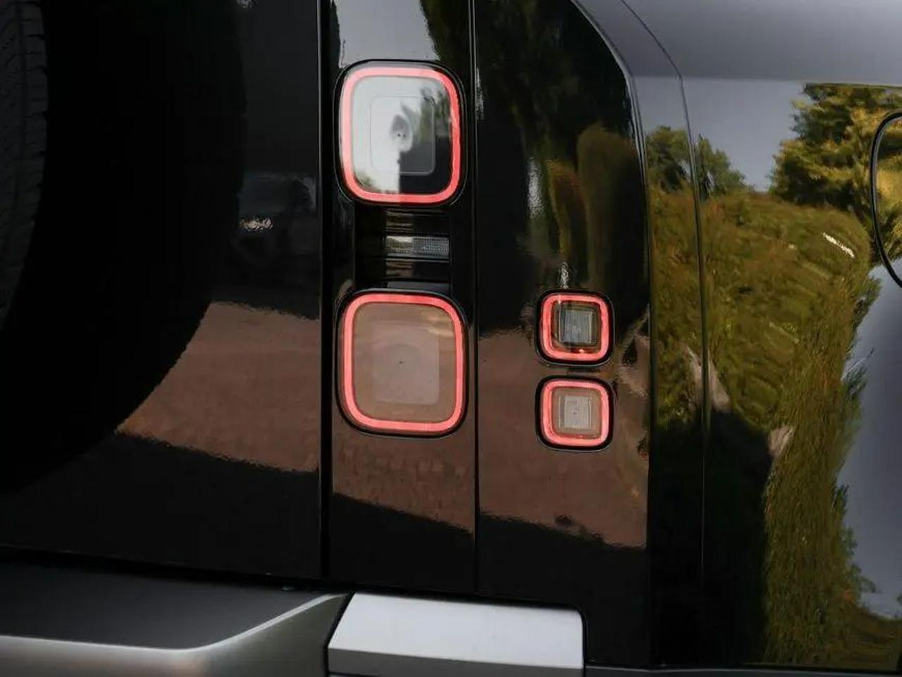 LAND ROVER Defender 110 3.0D I6 200 CV AWD Auto S - OK Autocarro! - 15
