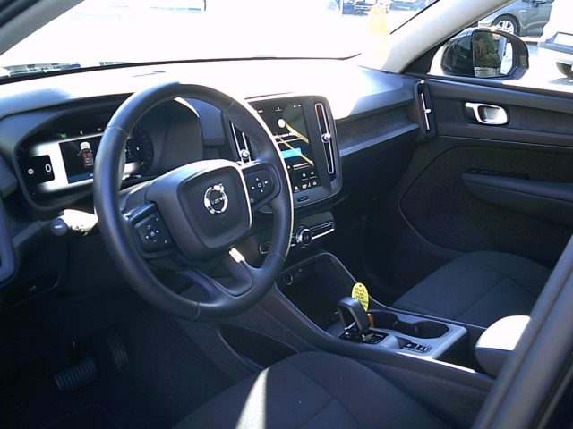 VOLVO XC40 B3 automatico Essential