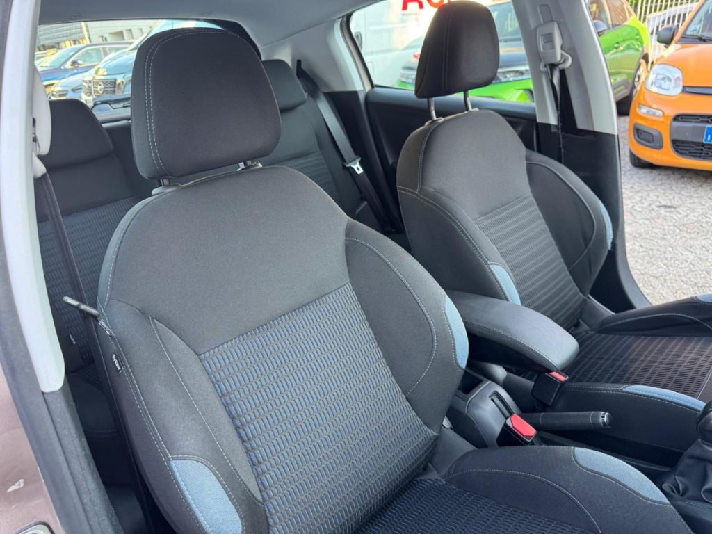 PEUGEOT 208 1° serie PureTech 82 5 porte Allure - 11