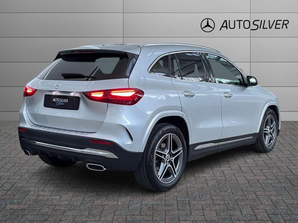 MERCEDES-BENZ GLA 200 d Automatic AMG Line Advanced Plus - 2