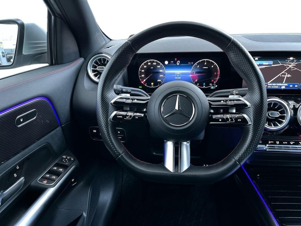 MERCEDES-BENZ GLA 200 d Automatic AMG Line Advanced Plus - 11