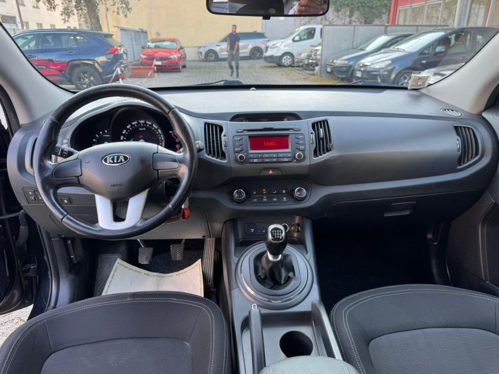 KIA Sportage 1.7 CRDI VGT 2WD Active - 10