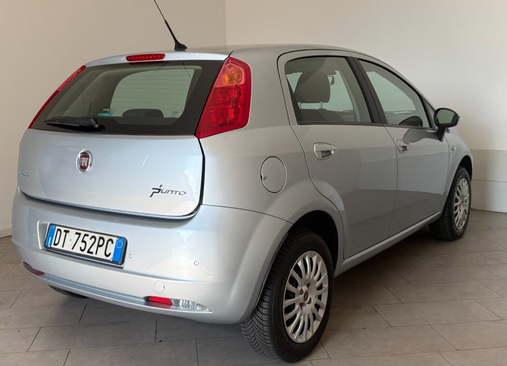 FIAT Grande Punto 1.4 5 porte Dynamic Natural Power - 5