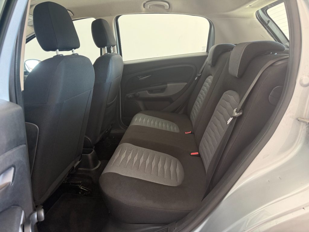 FIAT Grande Punto 1.4 5 porte Dynamic Natural Power - 10