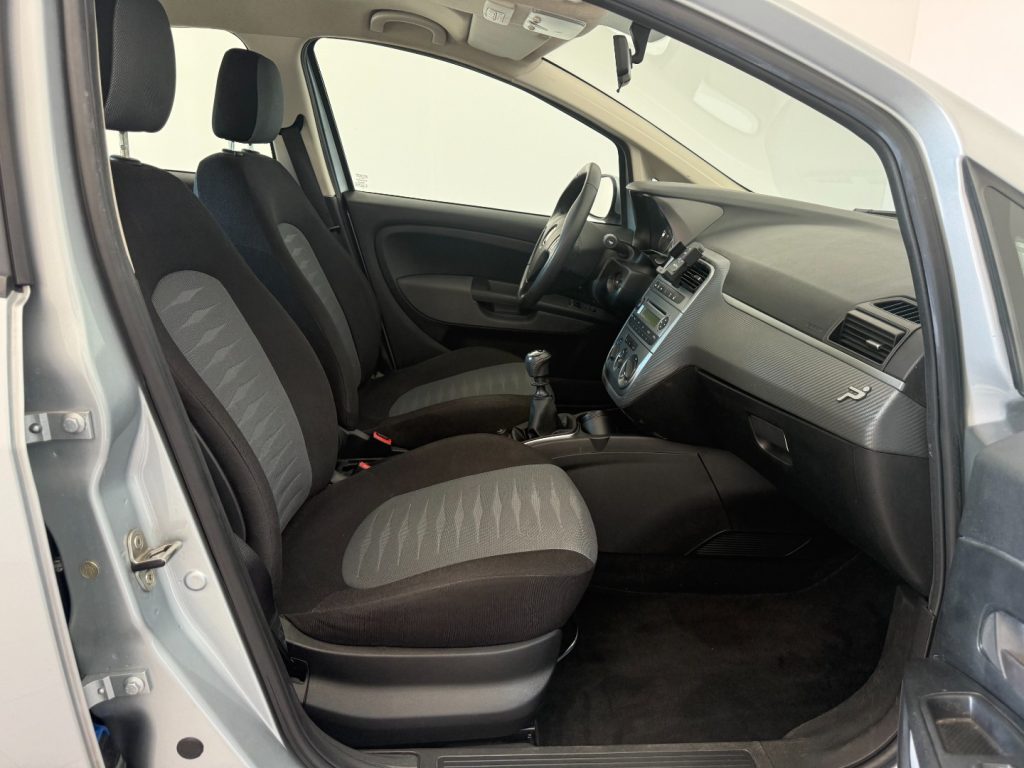 FIAT Grande Punto 1.4 5 porte Dynamic Natural Power - 11