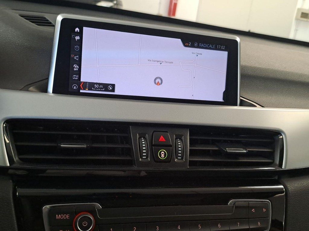 BMW X1 xDrive20d Business Advantage Aut. + Tetto apr. - 13