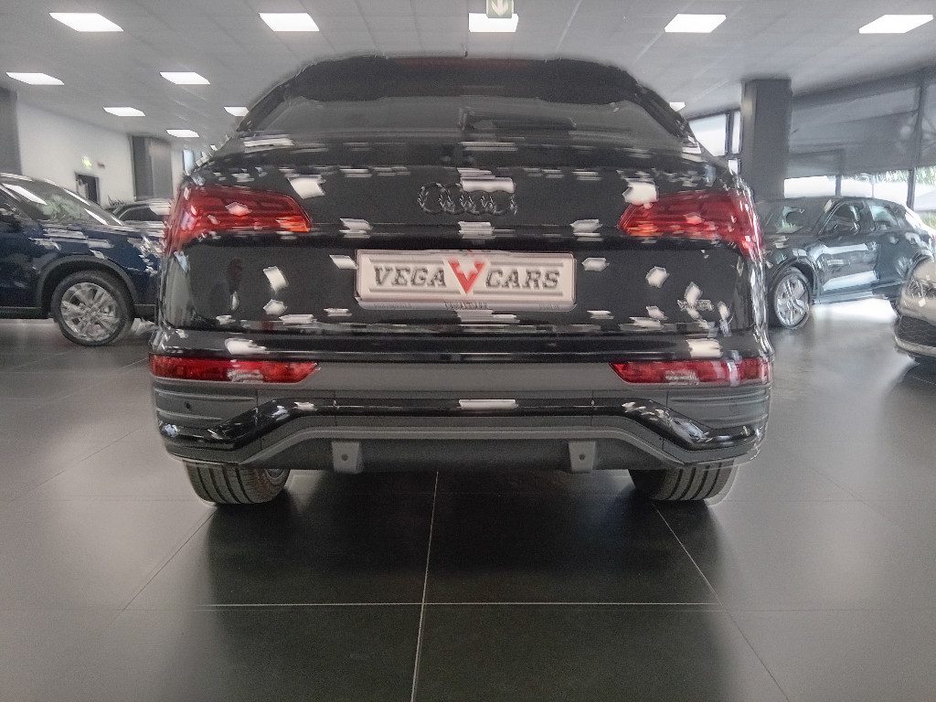 Clicca per ingrandire Q5 - SPB 40 TDI Mhevquattro S tronic S line BLACK PACK