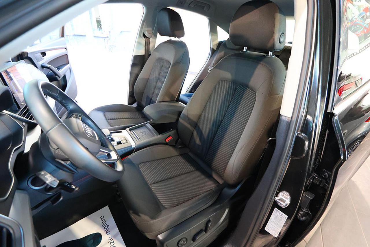 AUDI Q5 40 TDI Sportback Quattro S-Tronic Busin. Advanced - 17