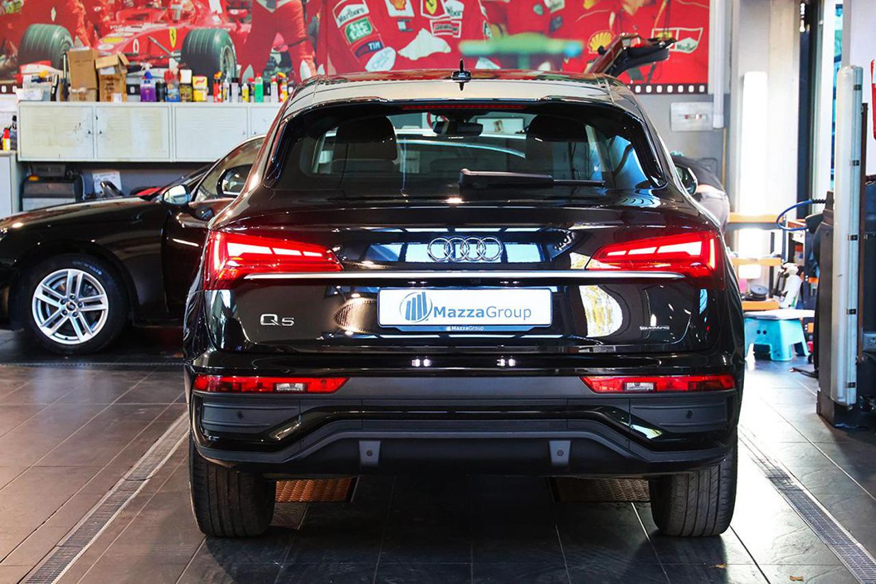 AUDI Q5 40 TDI Sportback Quattro S-Tronic Busin. Advanced - 4