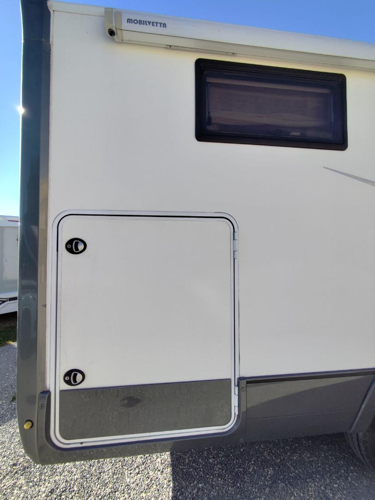 MOBILVETTA KEA M79 LETTO NAUTICO - 5