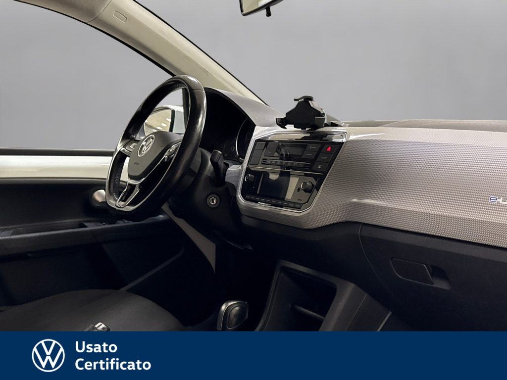 VOLKSWAGEN e-up! 5p - 6
