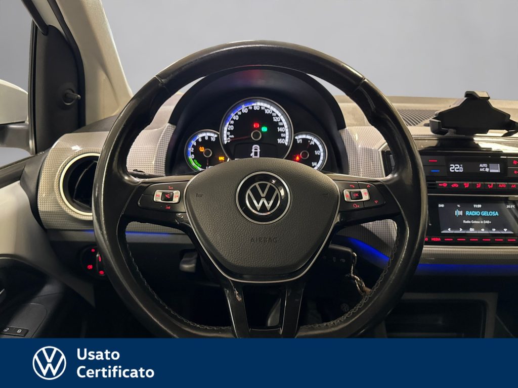 VOLKSWAGEN e-up! 5p - 9