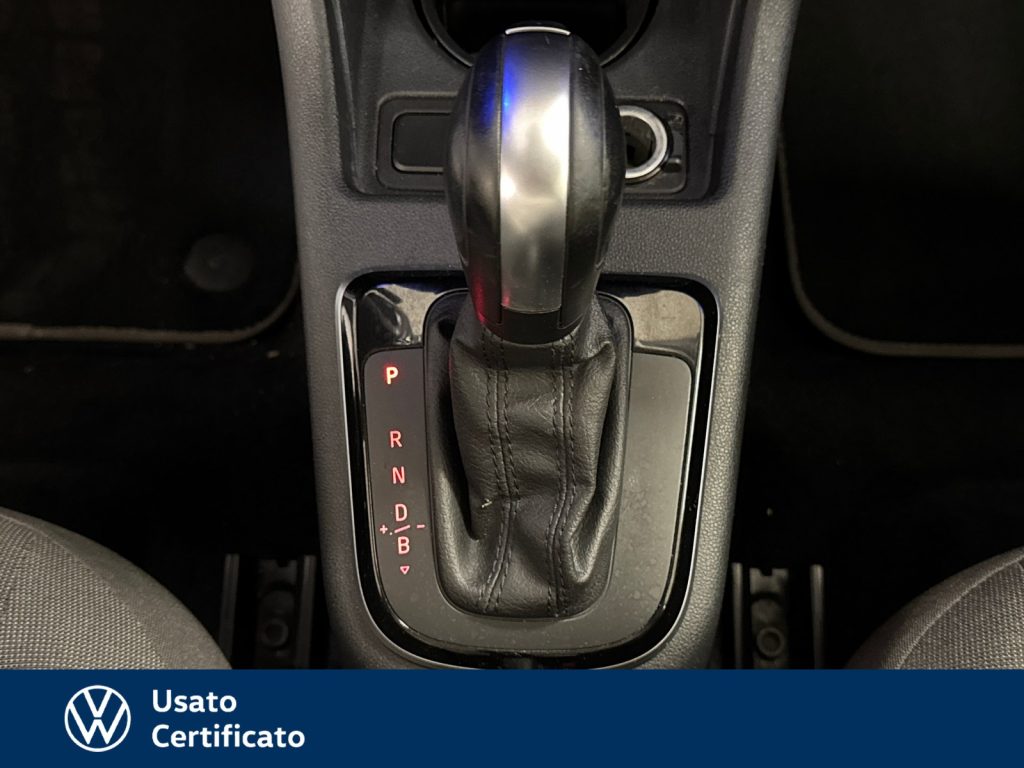 VOLKSWAGEN e-up! 5p - 11