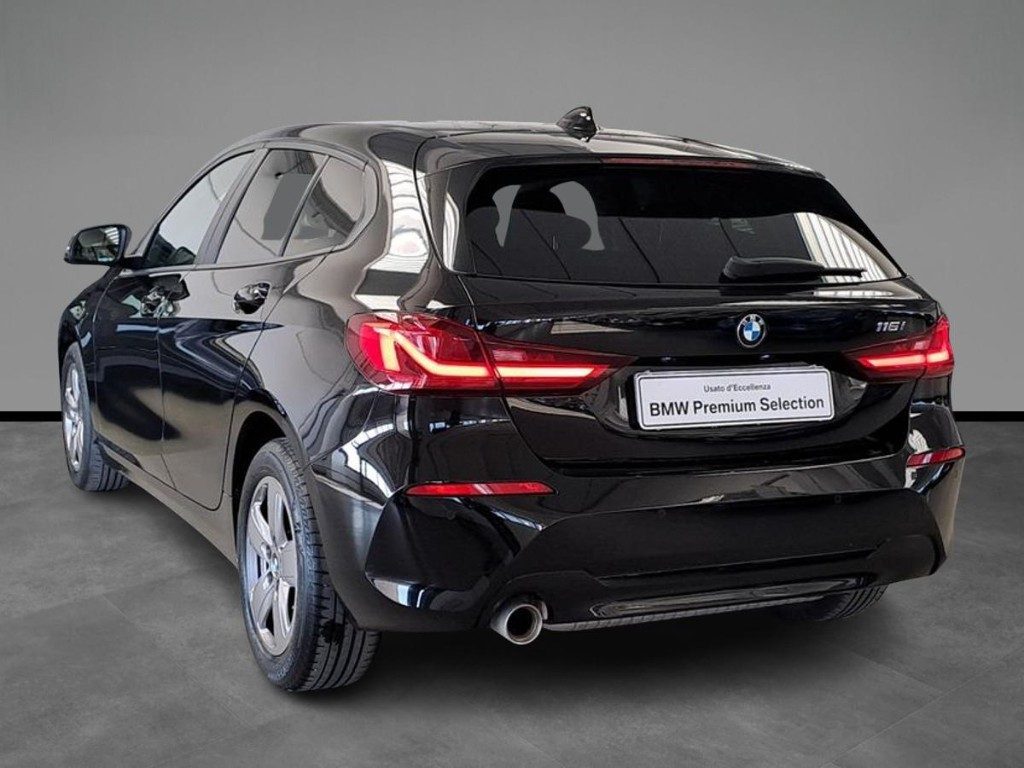 BMW 116 i 5p. Advantage Aut. - 4