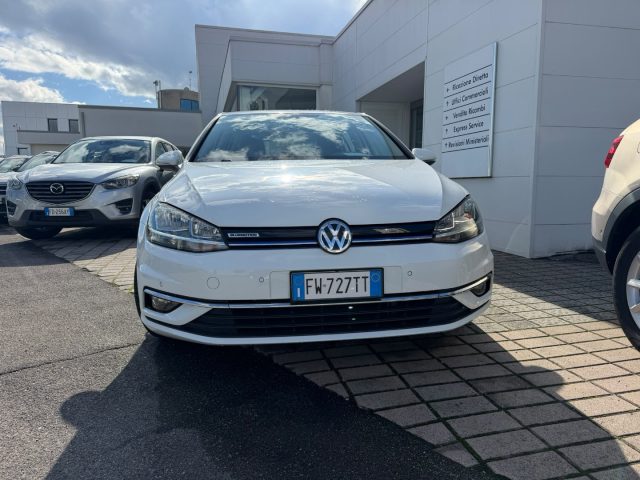 VOLKSWAGEN Golf 1.5 TGI 5p. Trendline BlueMotion Technology
