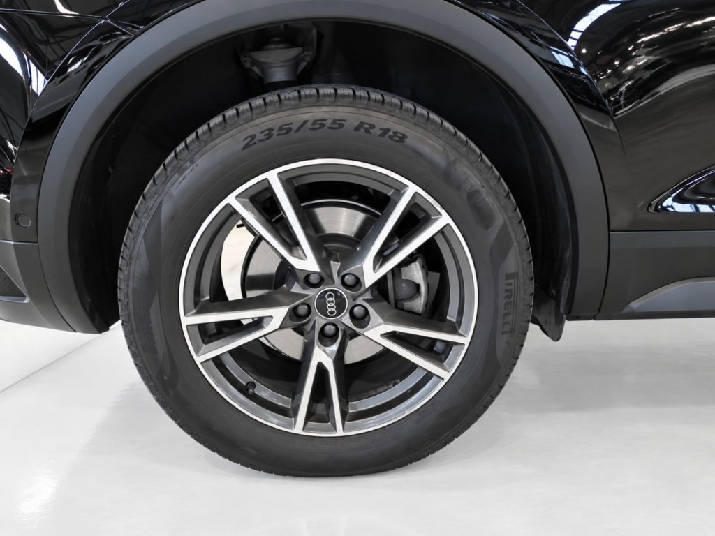 AUDI Q5 50 TFSI e Quattro S Tronic Business Tetto Panorama - 6