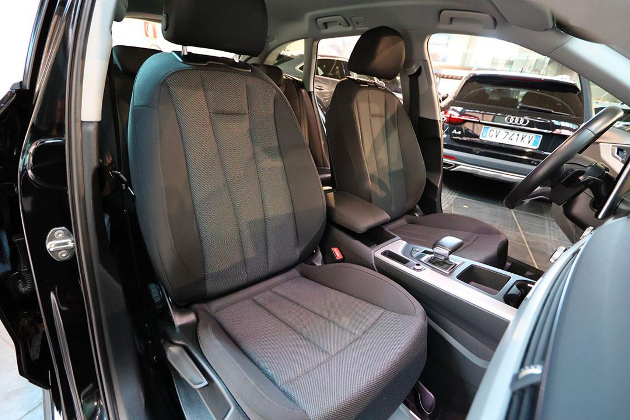 AUDI A4 allroad 40 TDI S-Tronic Business Evolution - 17