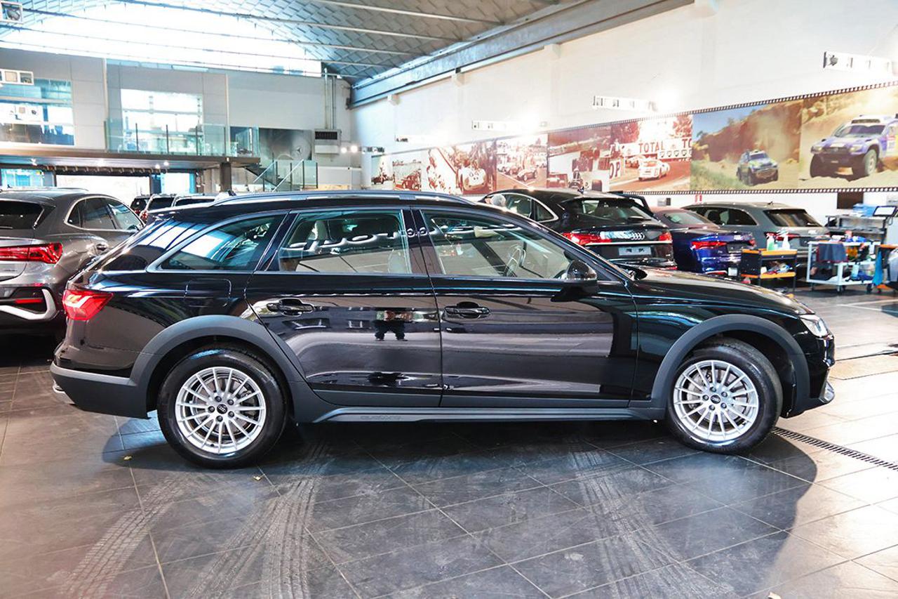 AUDI A4 allroad 40 TDI S-Tronic Business Evolution - 10