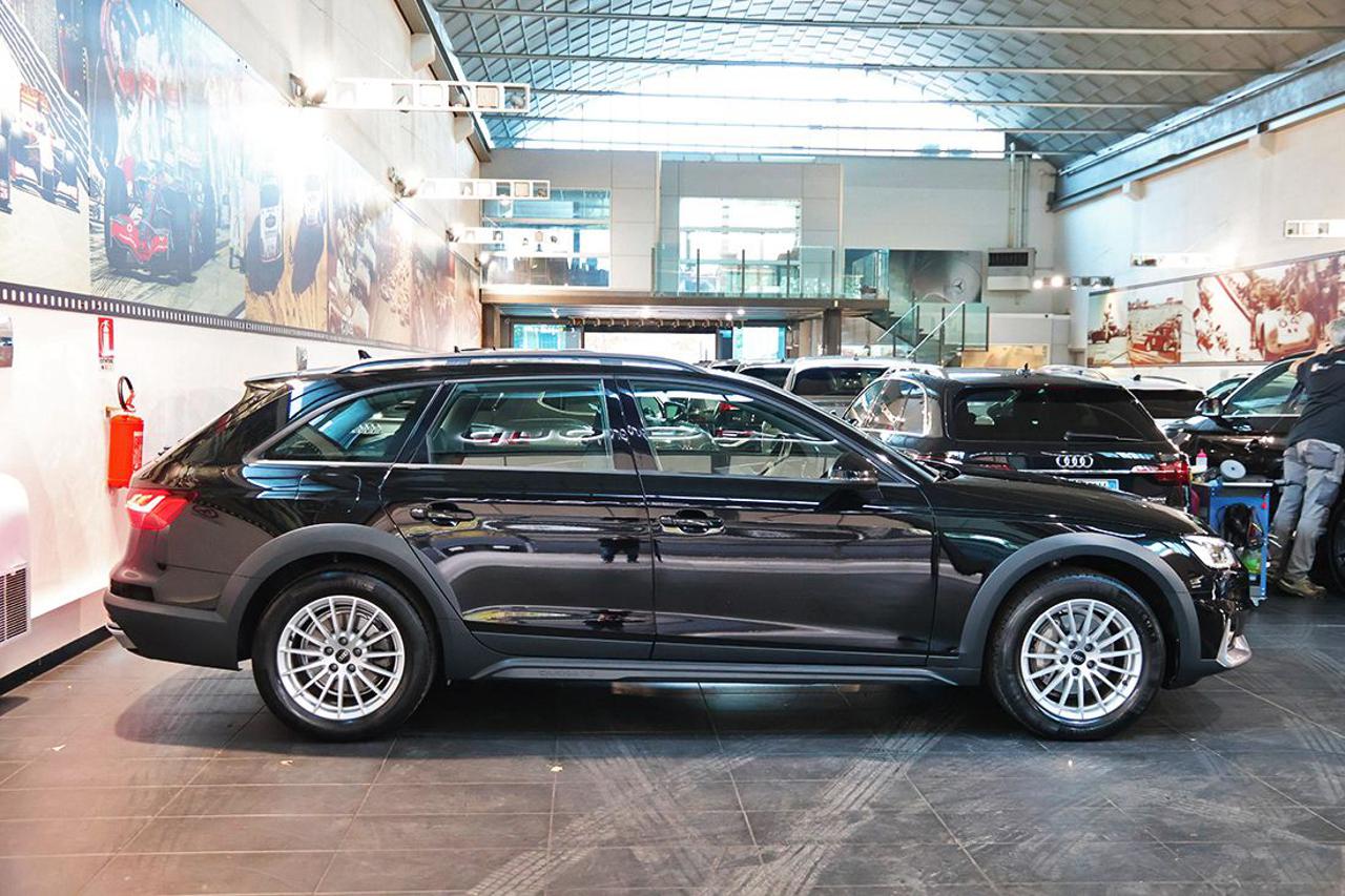 AUDI A4 allroad 40 TDI S-Tronic Business Evolution - 2