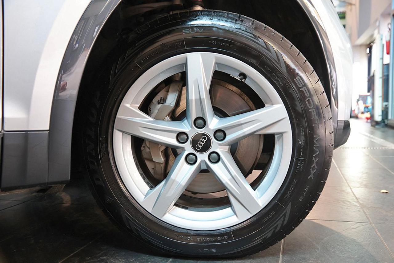 AUDI Q5 40 TDI Quattro S-Tronic Business Advanced - 6