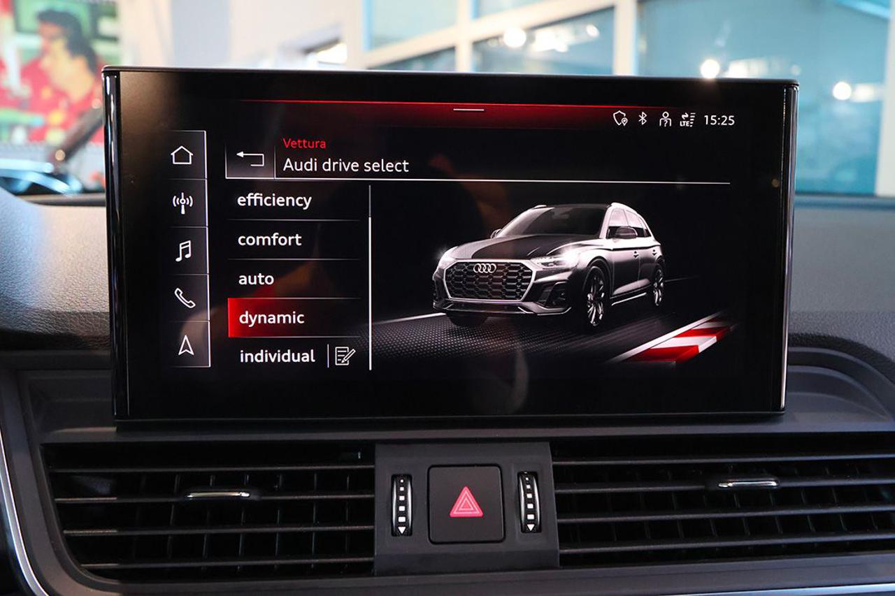 AUDI Q5 40 TDI Quattro S-Tronic Business Advanced - 27
