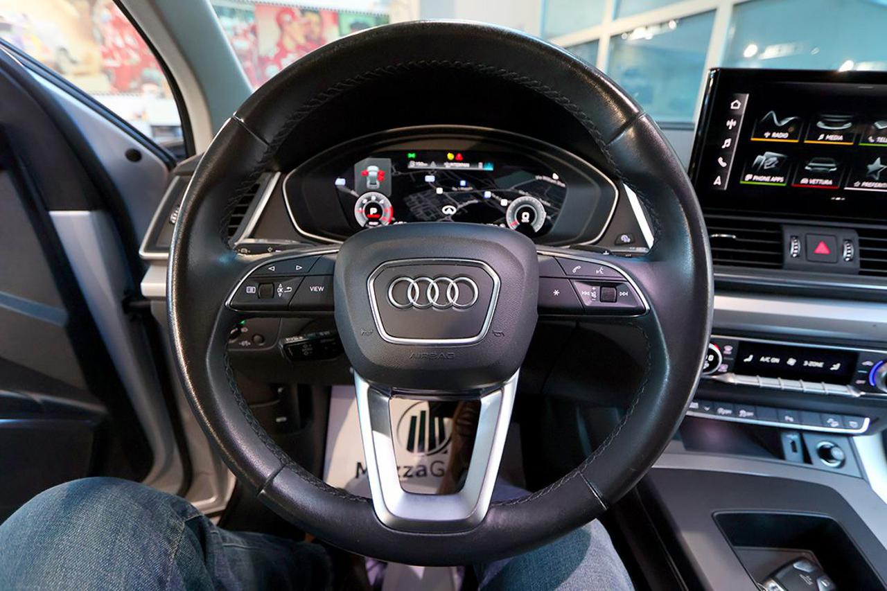 AUDI Q5 40 TDI Quattro S-Tronic Business Advanced - 21