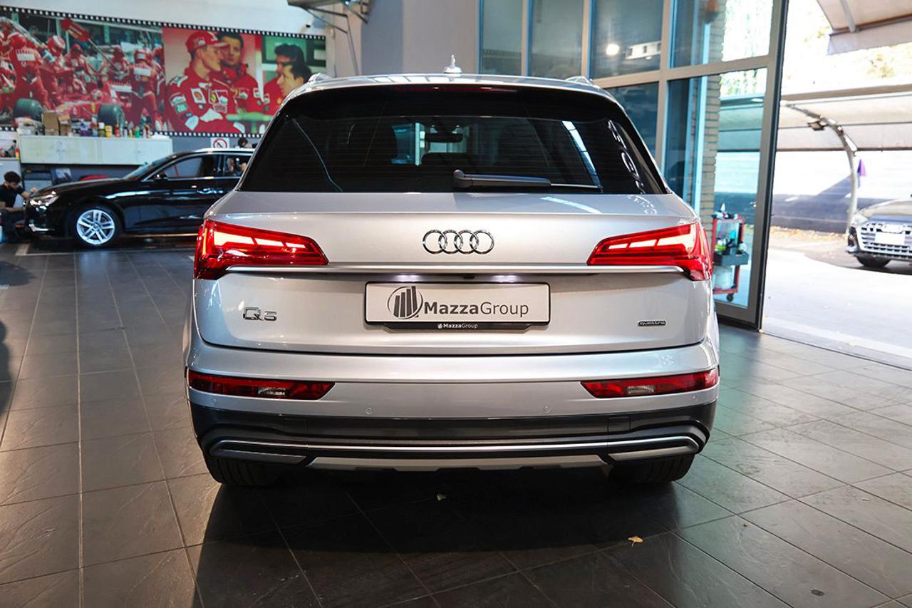 AUDI Q5 40 TDI Quattro S-Tronic Business Advanced - 8