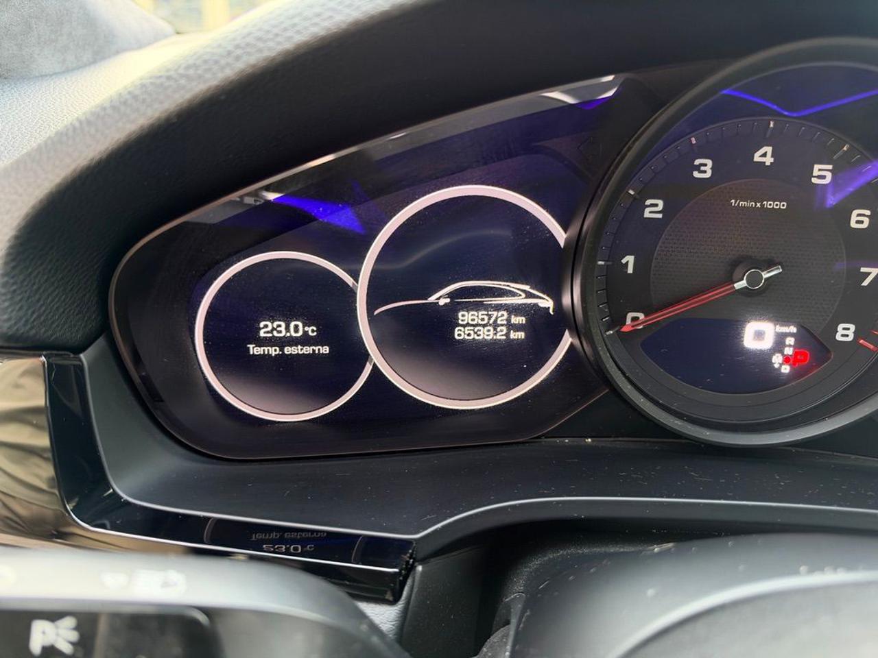 PORSCHE Cayenne Coupé 3.0 V6 - 17