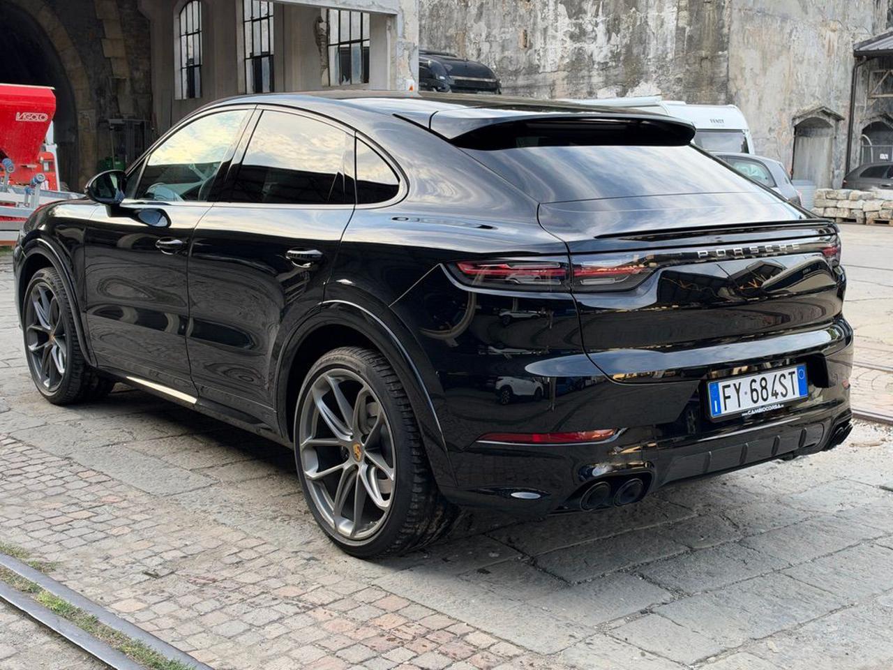 PORSCHE Cayenne Coupé 3.0 V6 - 4