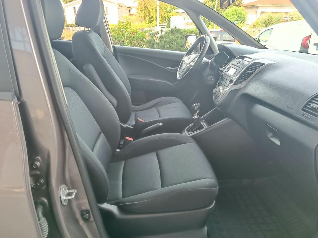 HYUNDAI iX20 1.4 90 CV Comfort - 26