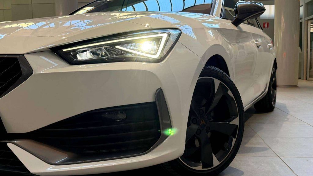 CUPRA Leon Leon Sportstourer 1.5 hybrid 150cv dsg