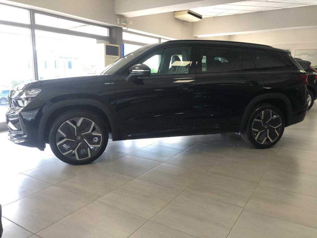 SKODA Kodiaq 1.5 TSI Hybrid DSG 7 posti Sportline 130 Edition - 3