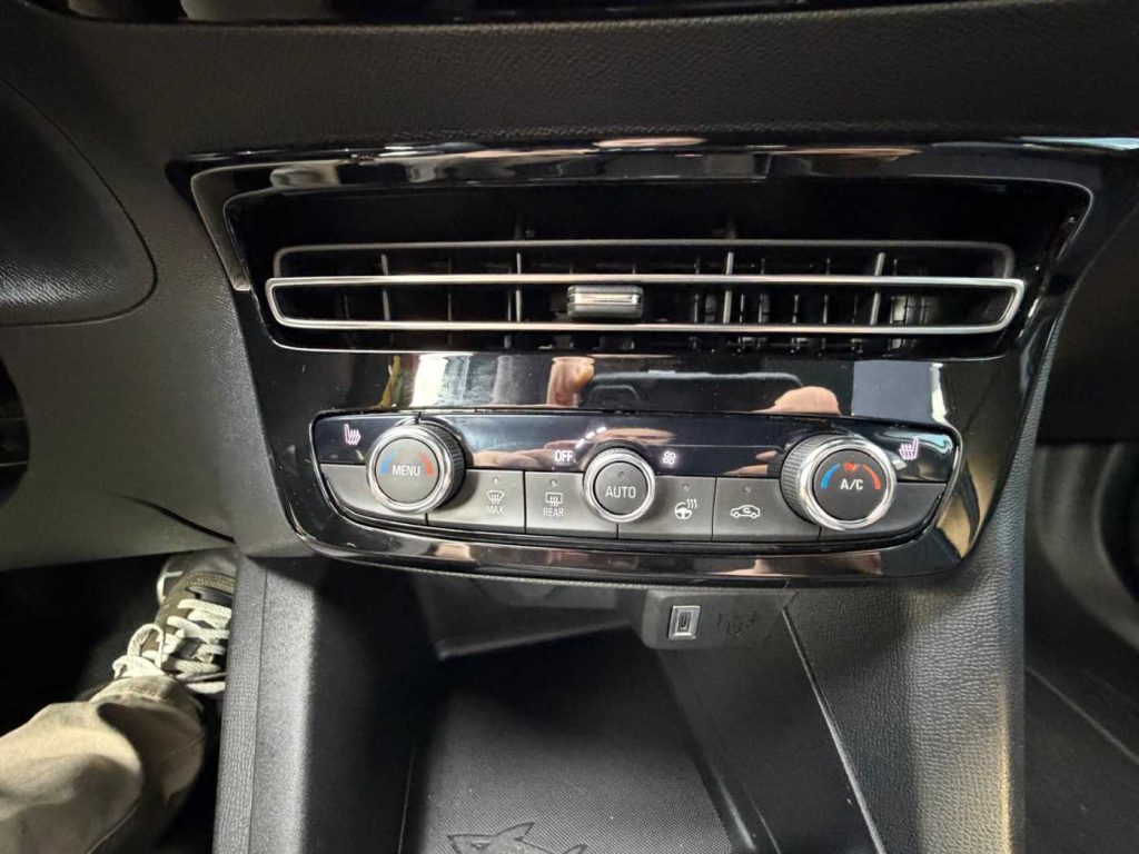 OPEL Mokka 1.2 hybrid GS 145cv dct6 - 17