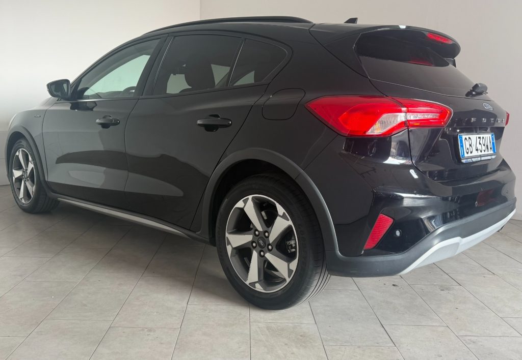 FORD Focus 1.0 EcoBoost Hybrid 125 CV 5p. Active - 6
