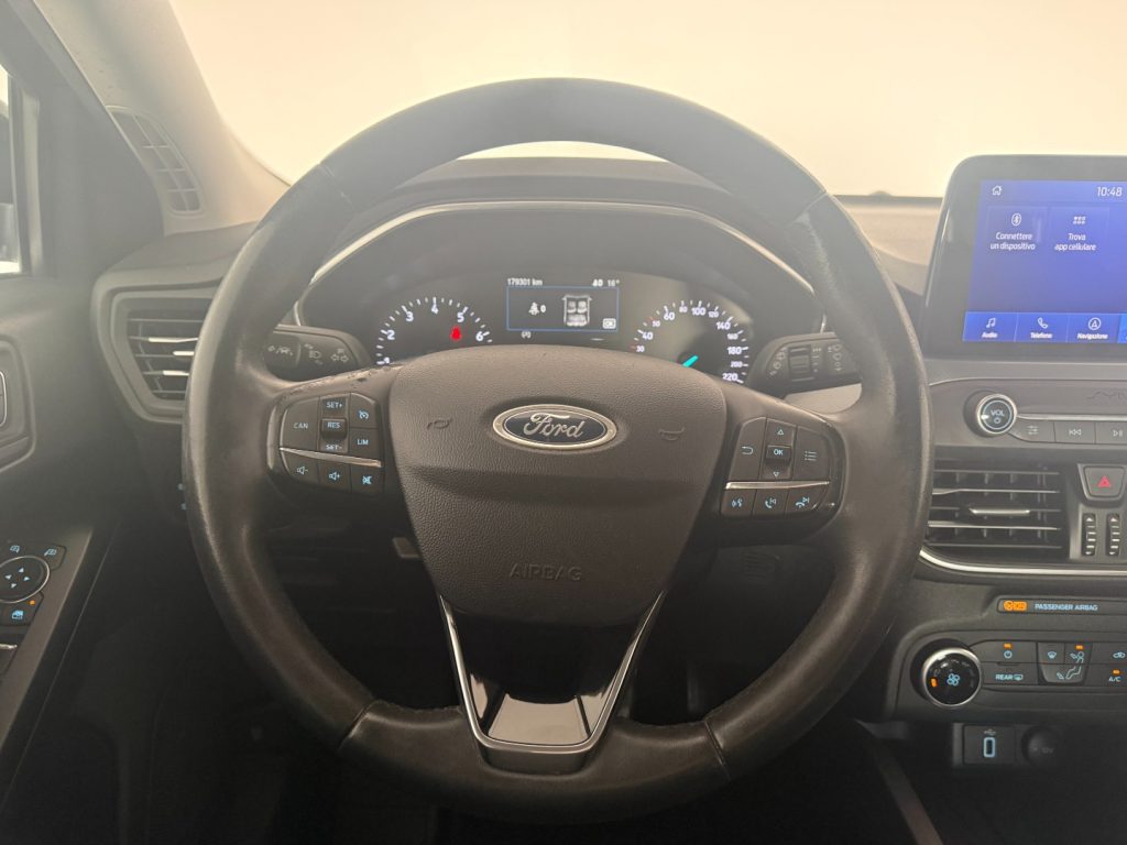 FORD Focus 1.0 EcoBoost Hybrid 125 CV 5p. Active - 11