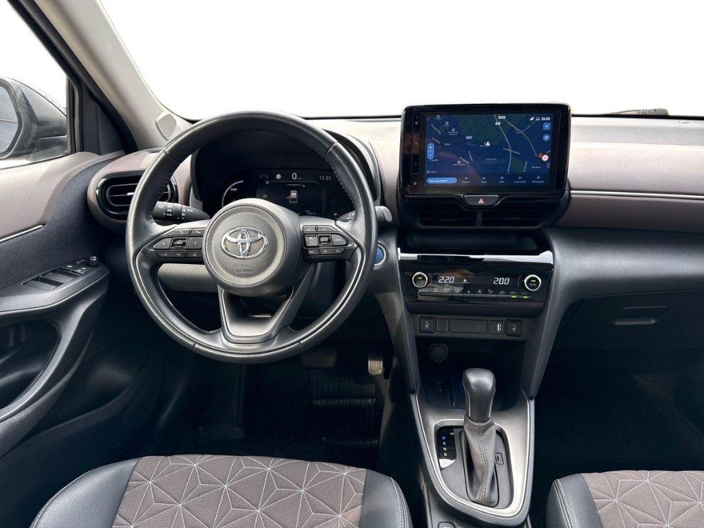 TOYOTA Yaris Cross 1.5 Hybrid 5p. E-CVT Lounge - 8