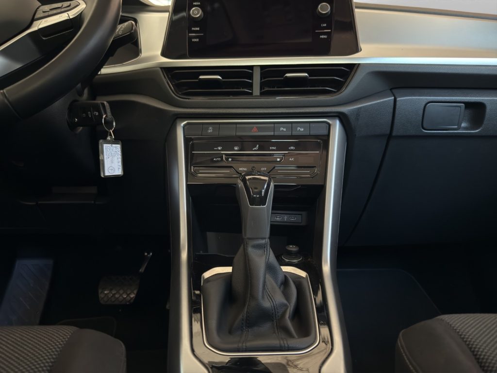 VOLKSWAGEN T-Roc 1.5 TSI ACT DSG Life - 15