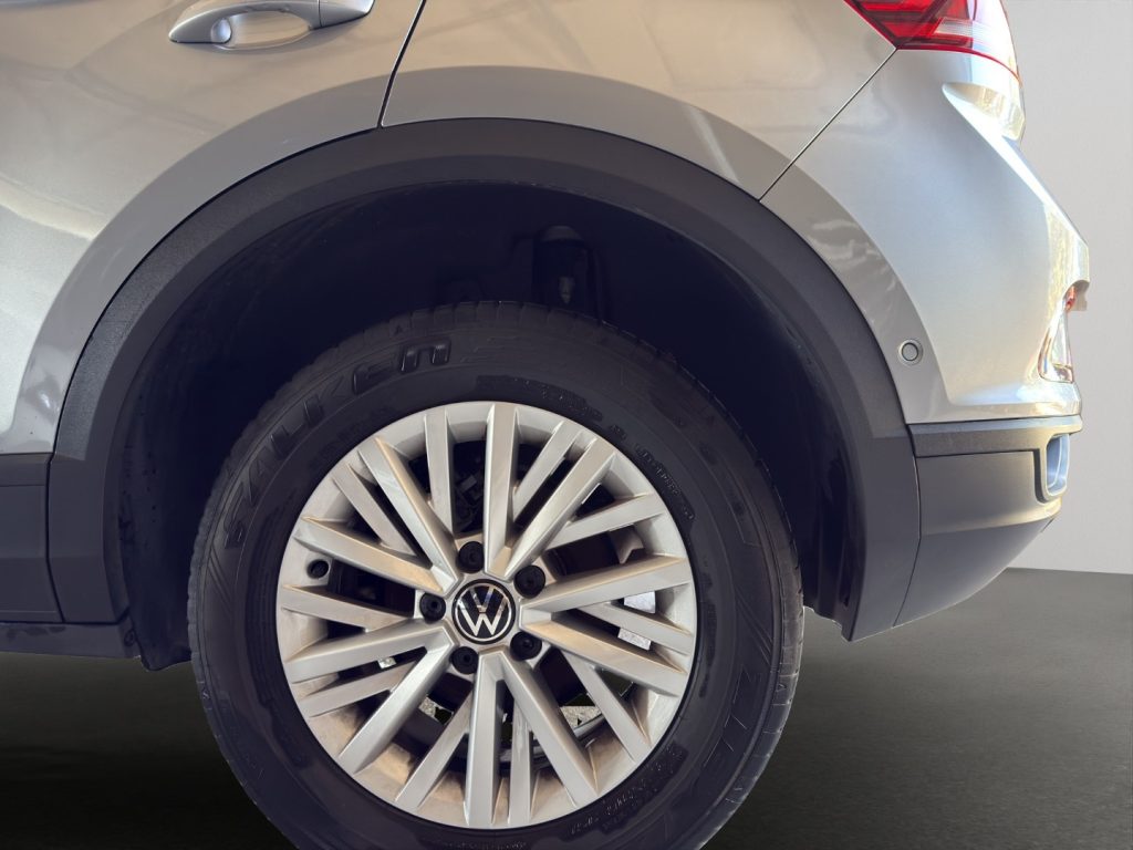 VOLKSWAGEN T-Roc 1.5 TSI ACT DSG Life - 24