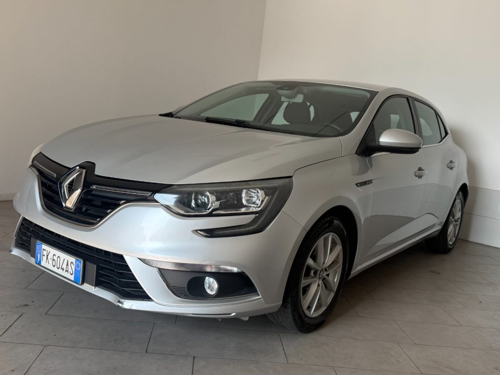 RENAULT Megane Mégane dCi 8V 110 CV Energy Bose - 2