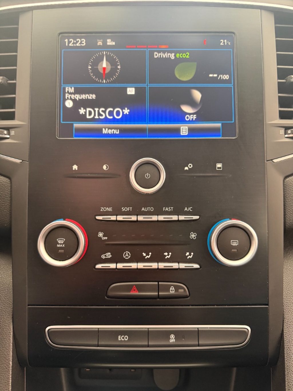 RENAULT Megane Mégane dCi 8V 110 CV Energy Bose - 12