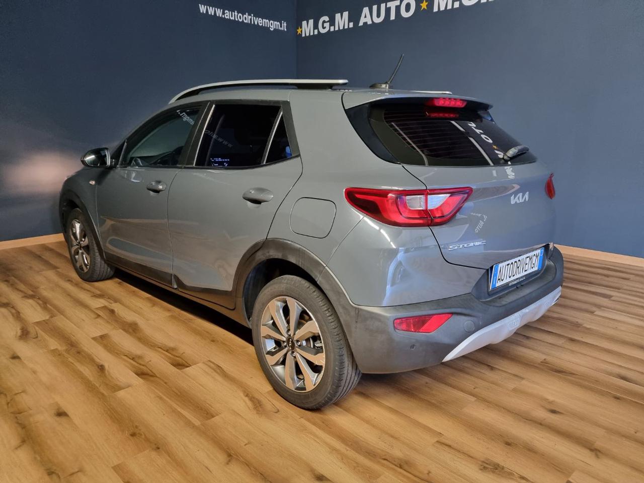 KIA Stonic 1.0 T-GDi 100 CV MHEV iMT Style - 24