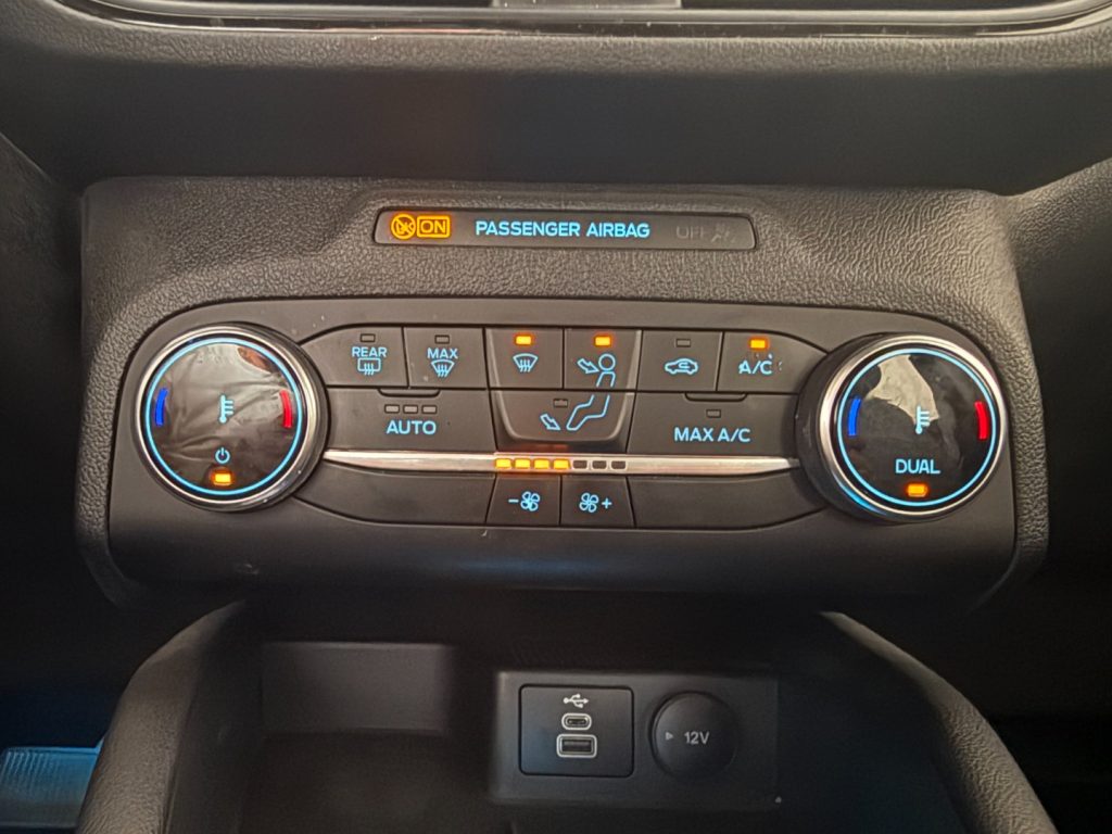FORD Kuga 2.5 Full Hybrid 190 CV CVT 2WD ST-Line X - 21