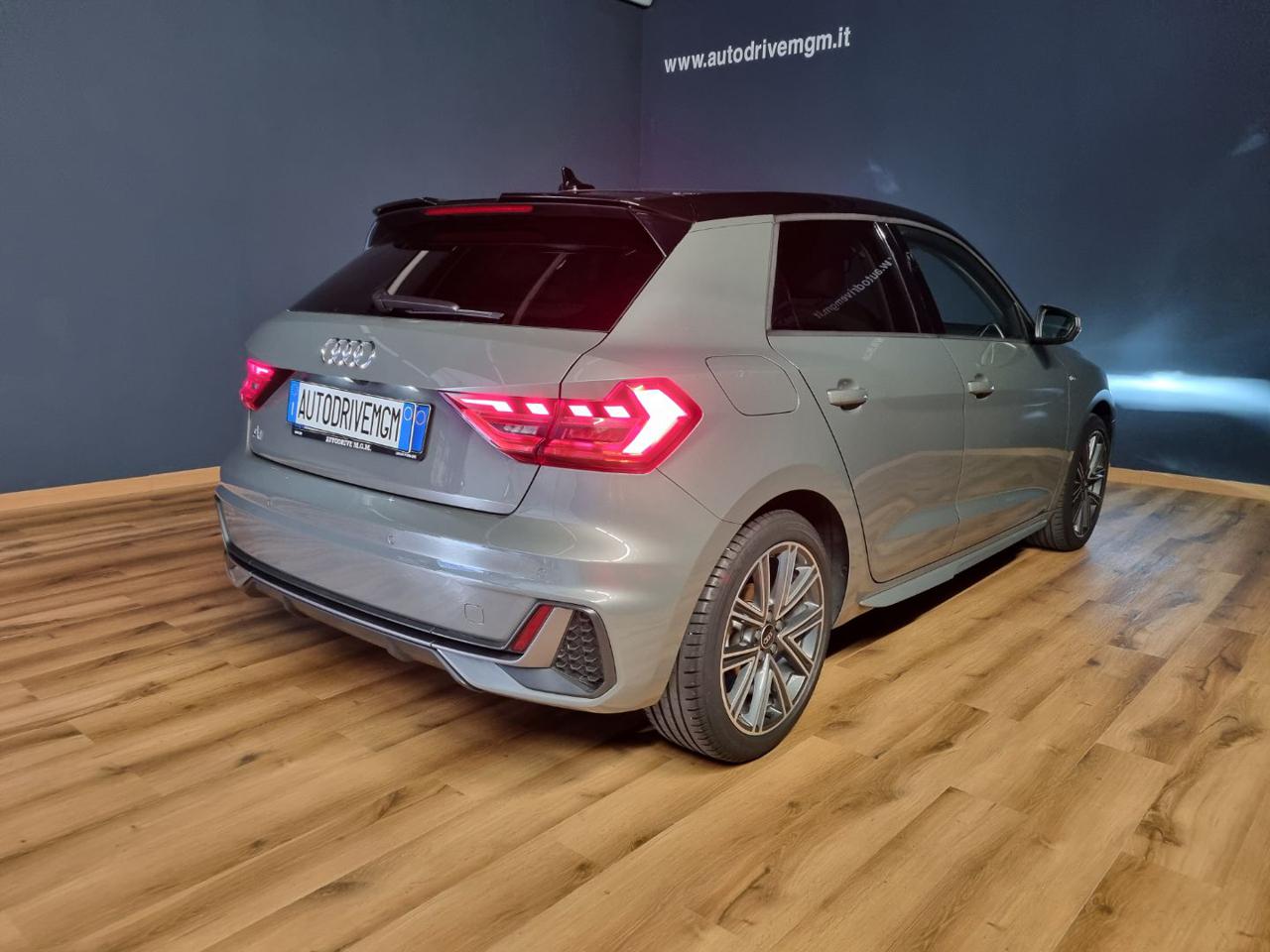 AUDI A1 SPB 30 TFSI S tronic Identity Black - 27