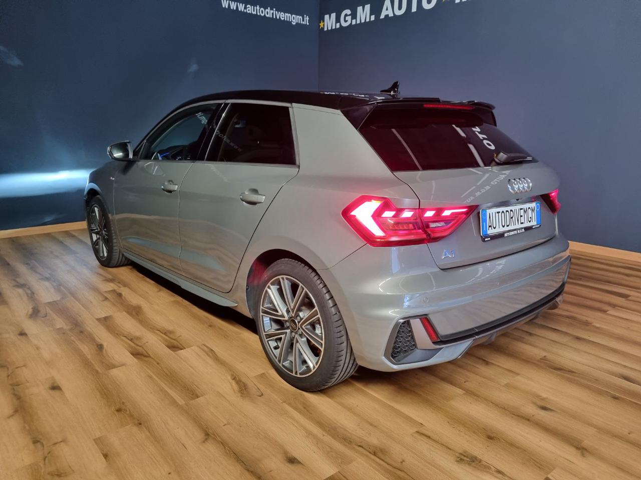 AUDI A1 SPB 30 TFSI S tronic Identity Black - 26