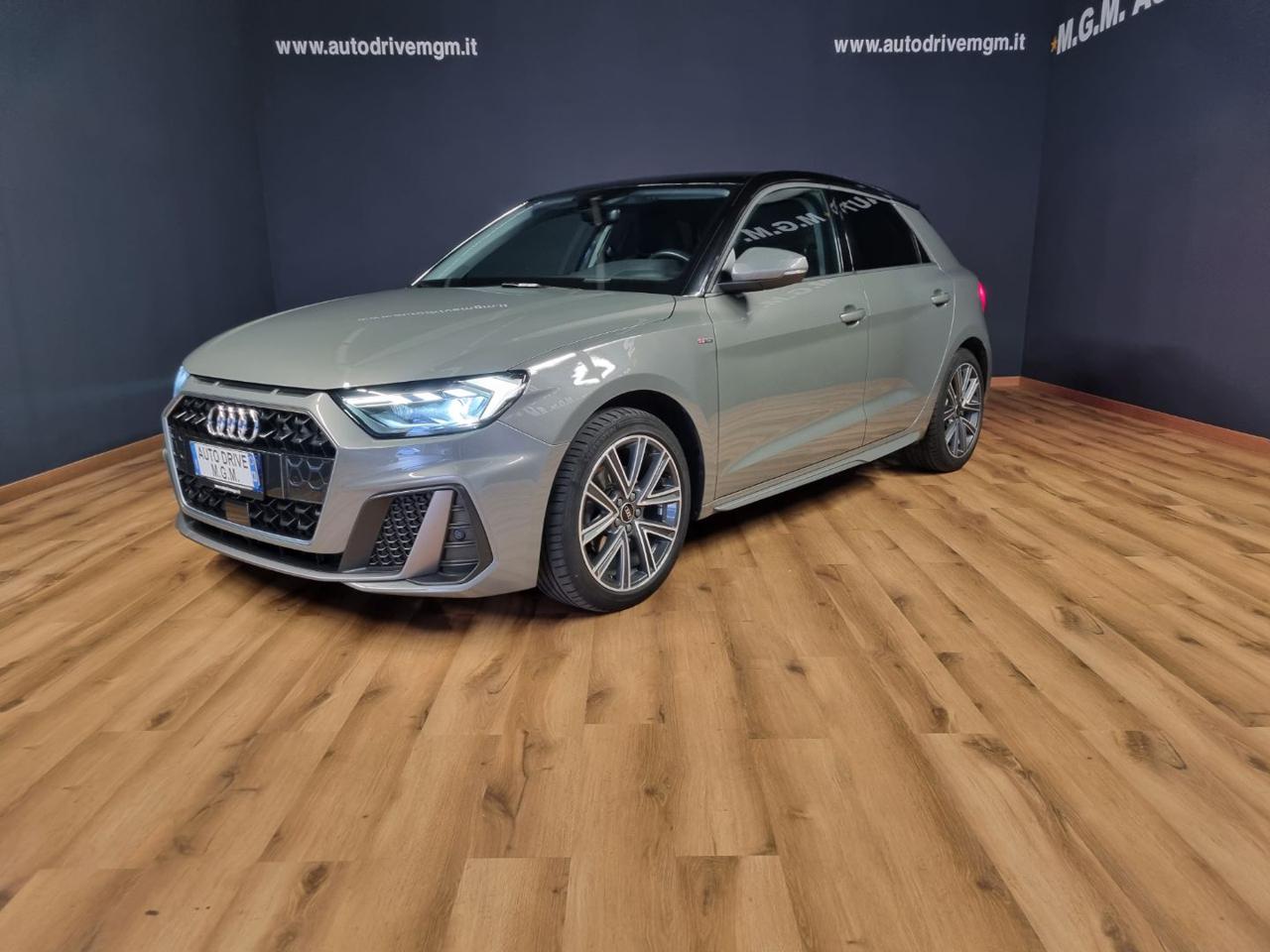 AUDI A1 SPB 30 TFSI S tronic Identity Black - 32