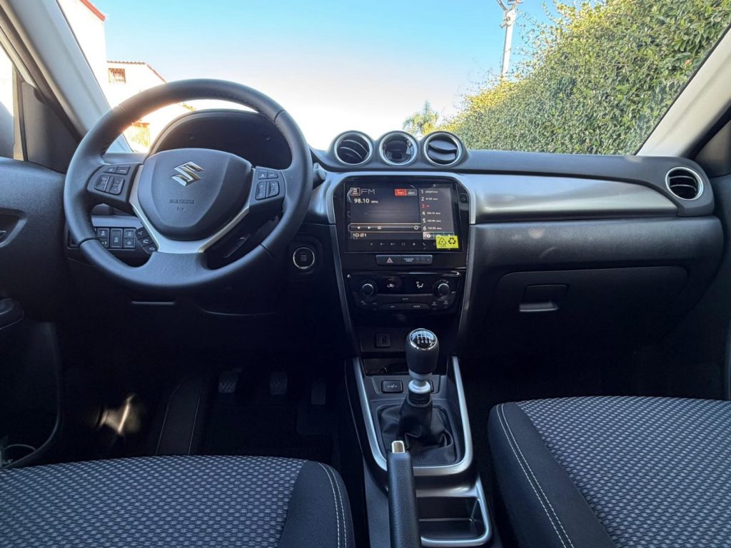 SUZUKI Vitara 1.4 Hybrid Cool+ - 22