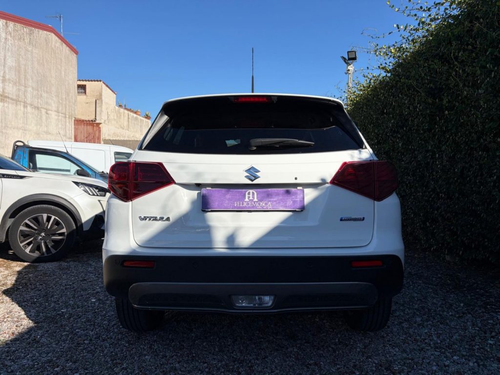SUZUKI Vitara 1.4 Hybrid Cool+ - 27