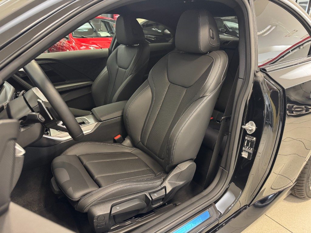 BMW 220 i Coupé MSPORT-SOLO 2.800KM!- - 15
