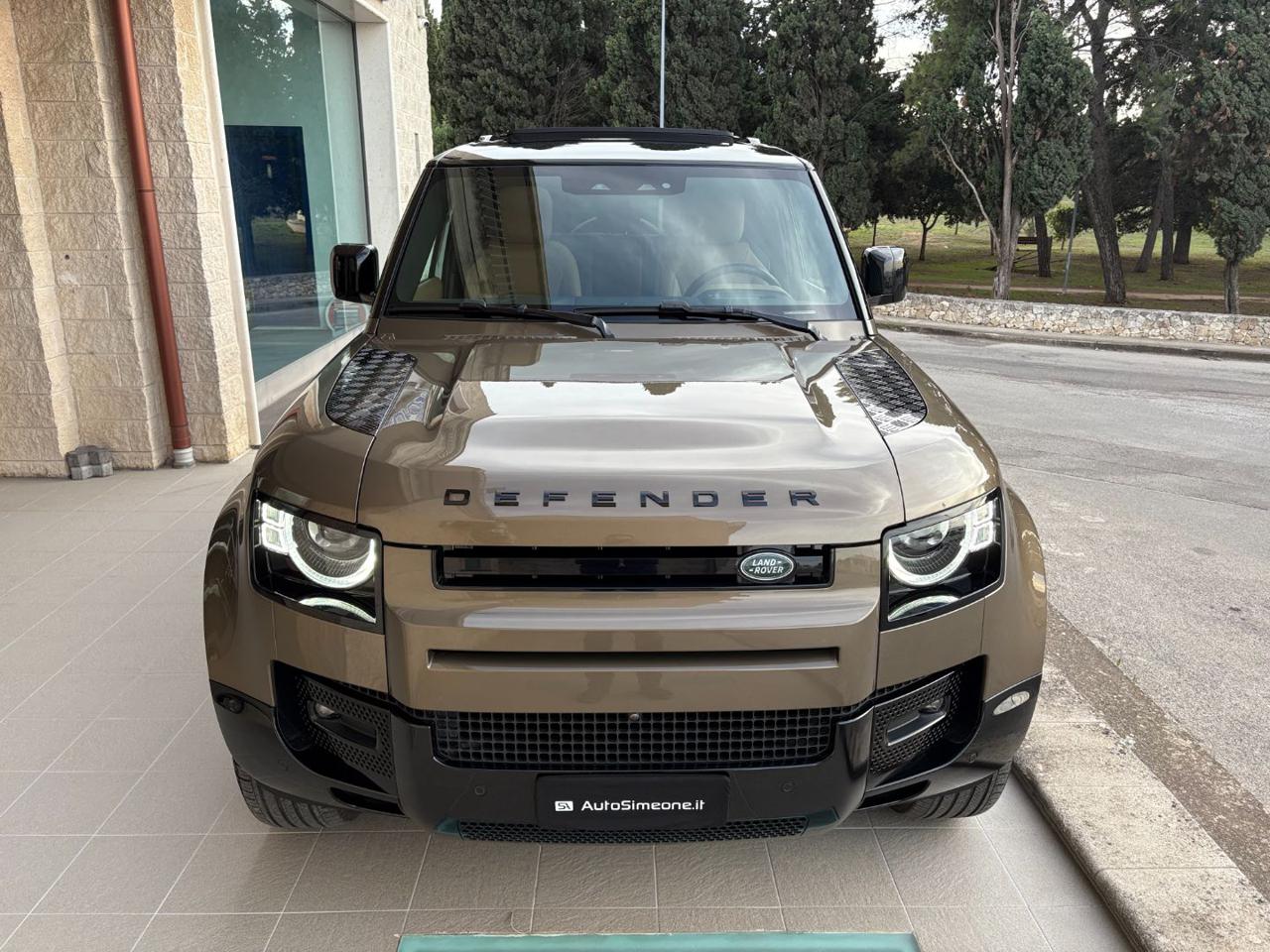 LAND ROVER Defender 90 3.0D I6 250 CV AWD Auto X-Dynamic HSE. - 2