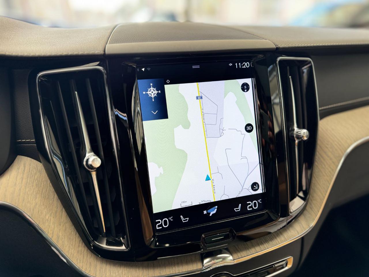 VOLVO XC60 D4 Inscription (Tetto/Pelle Cognac/Led) - 24